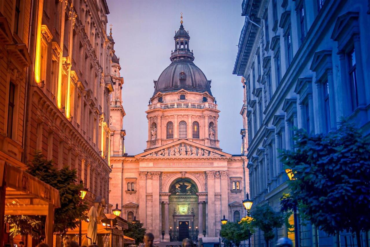 Chill On The Screened Balcony-Budapest Most Historic Landmarks Exteriör bild