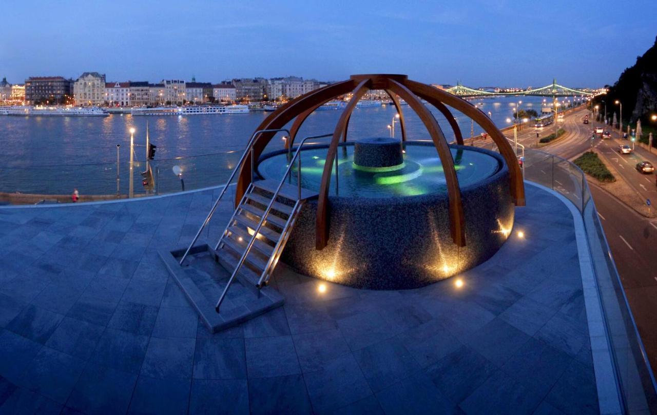 Chill On The Screened Balcony-Budapest Most Historic Landmarks Exteriör bild